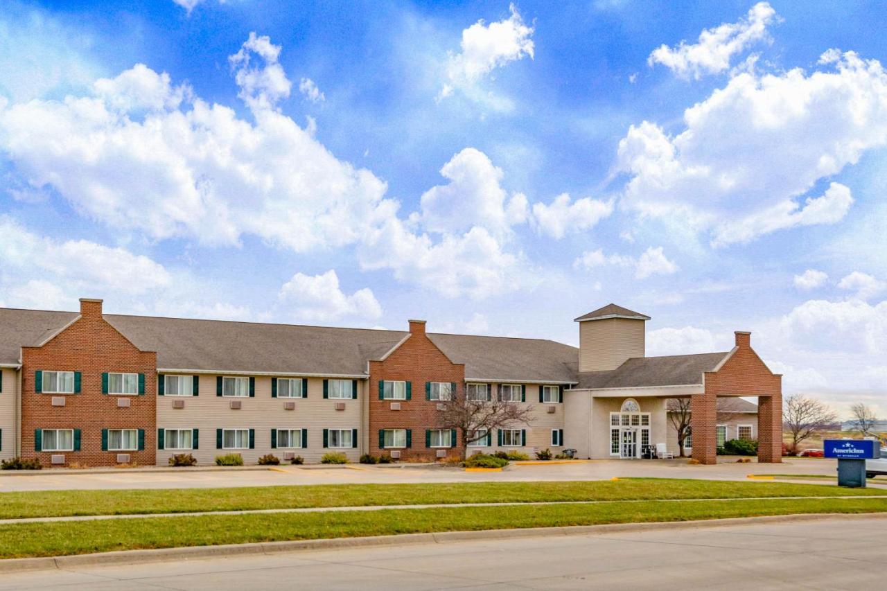 Americinn By Wyndham Pella Eksteriør billede