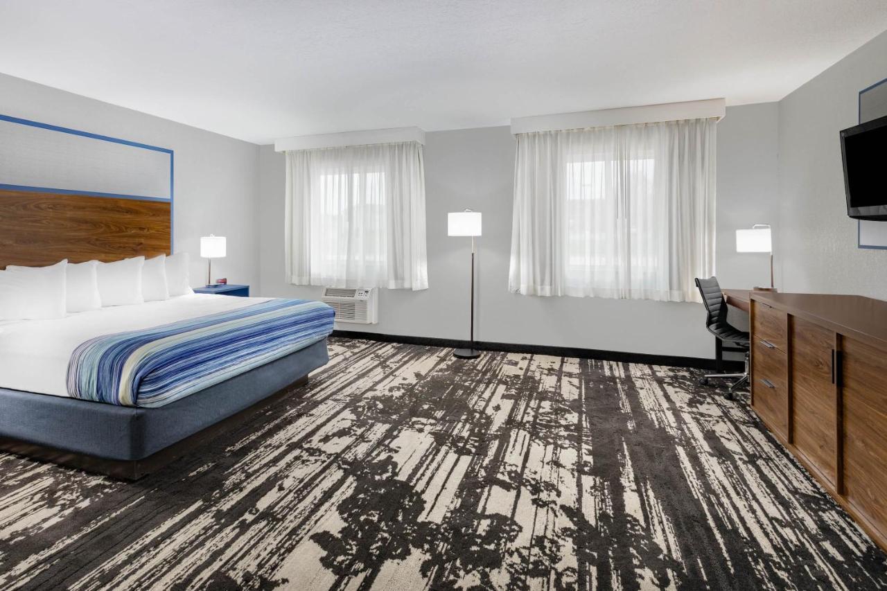 Americinn By Wyndham Pella Eksteriør billede