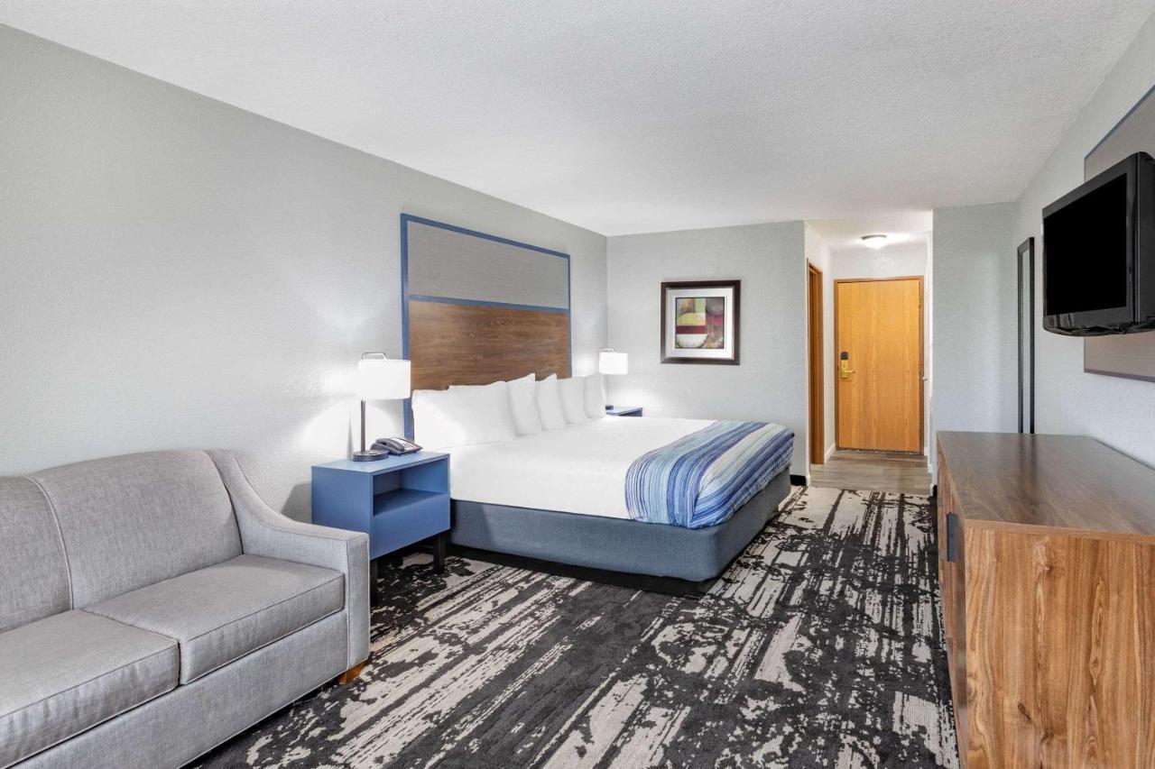 Americinn By Wyndham Pella Eksteriør billede