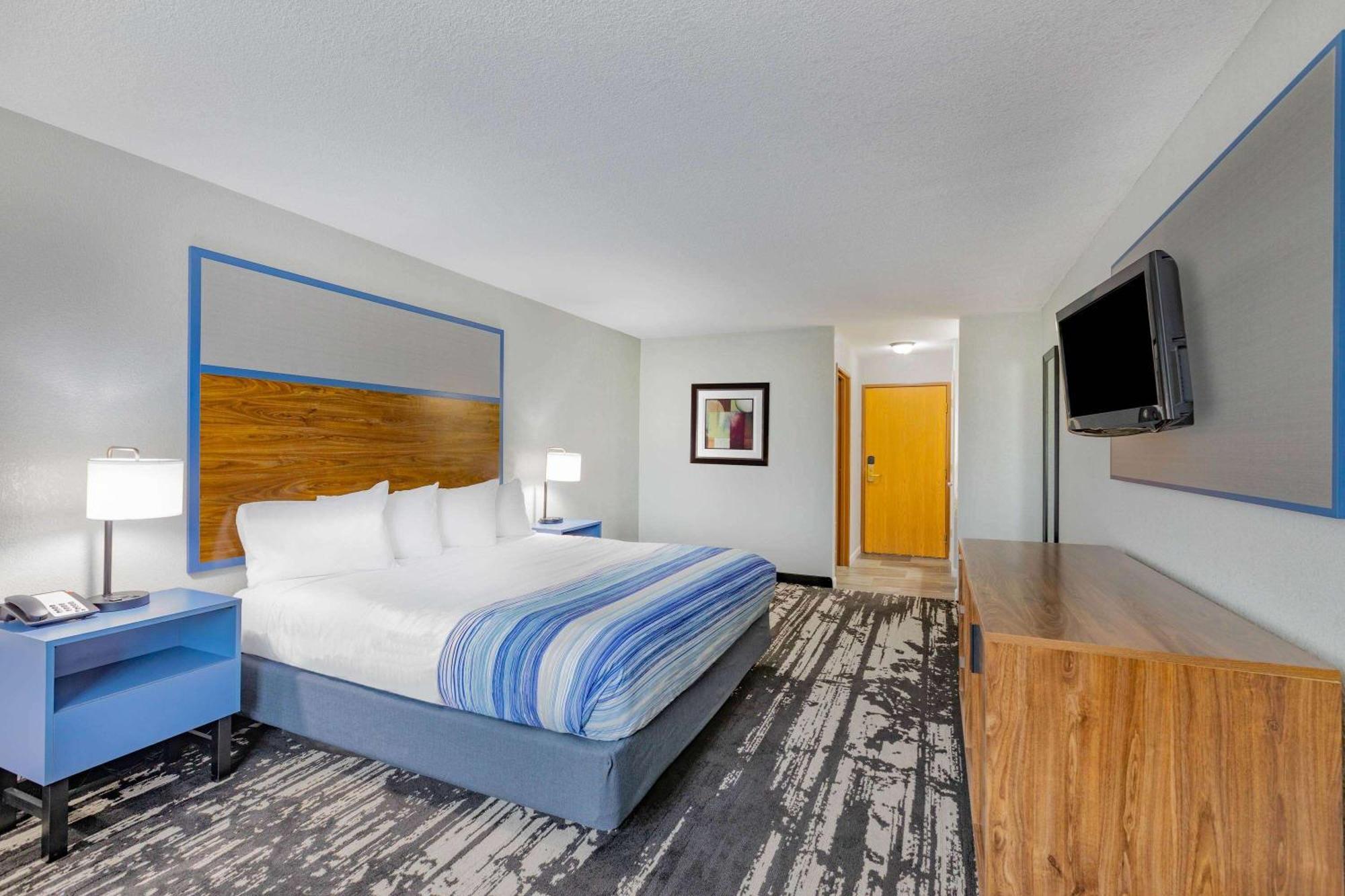 Americinn By Wyndham Pella Eksteriør billede