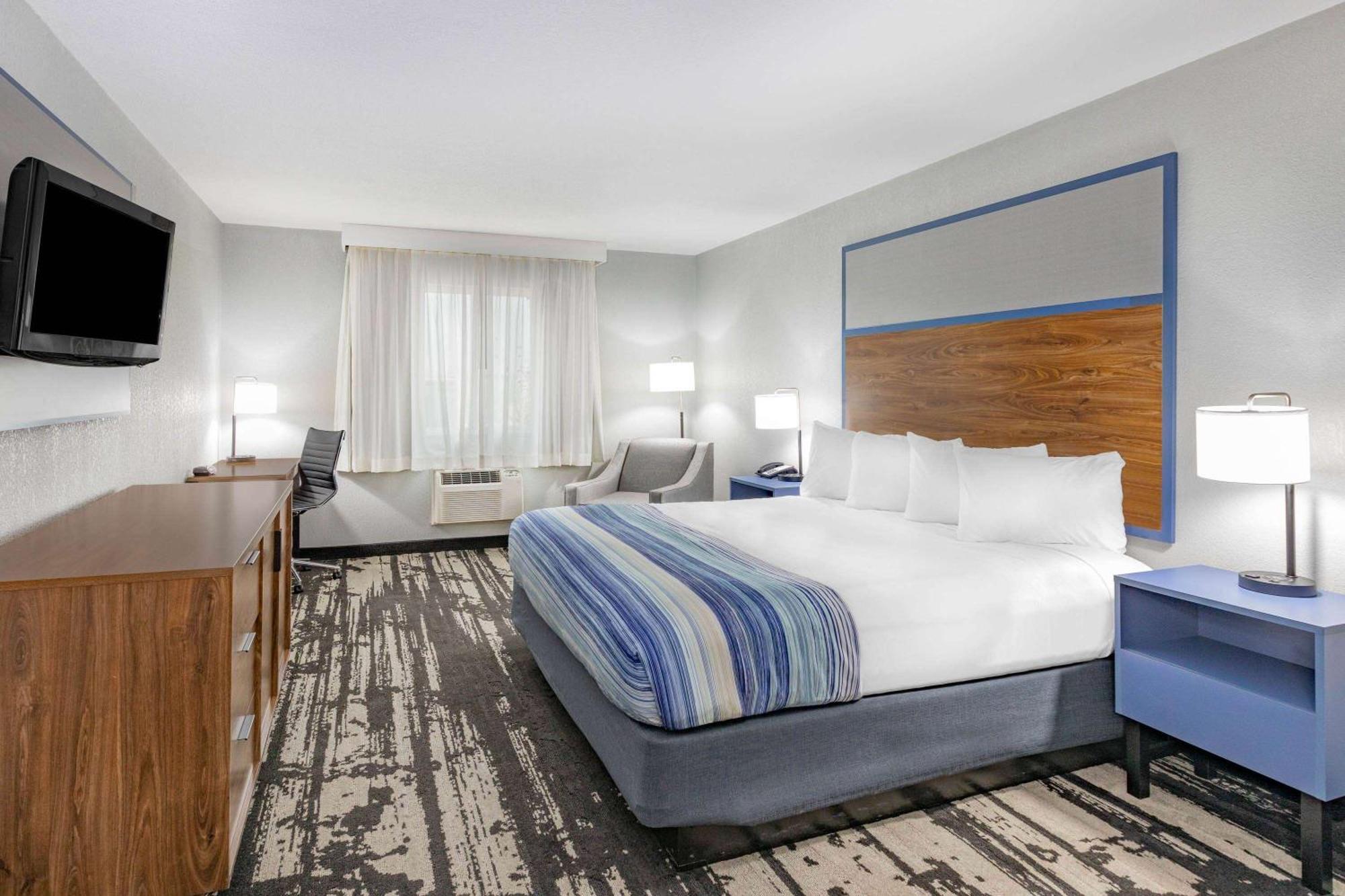 Americinn By Wyndham Pella Eksteriør billede