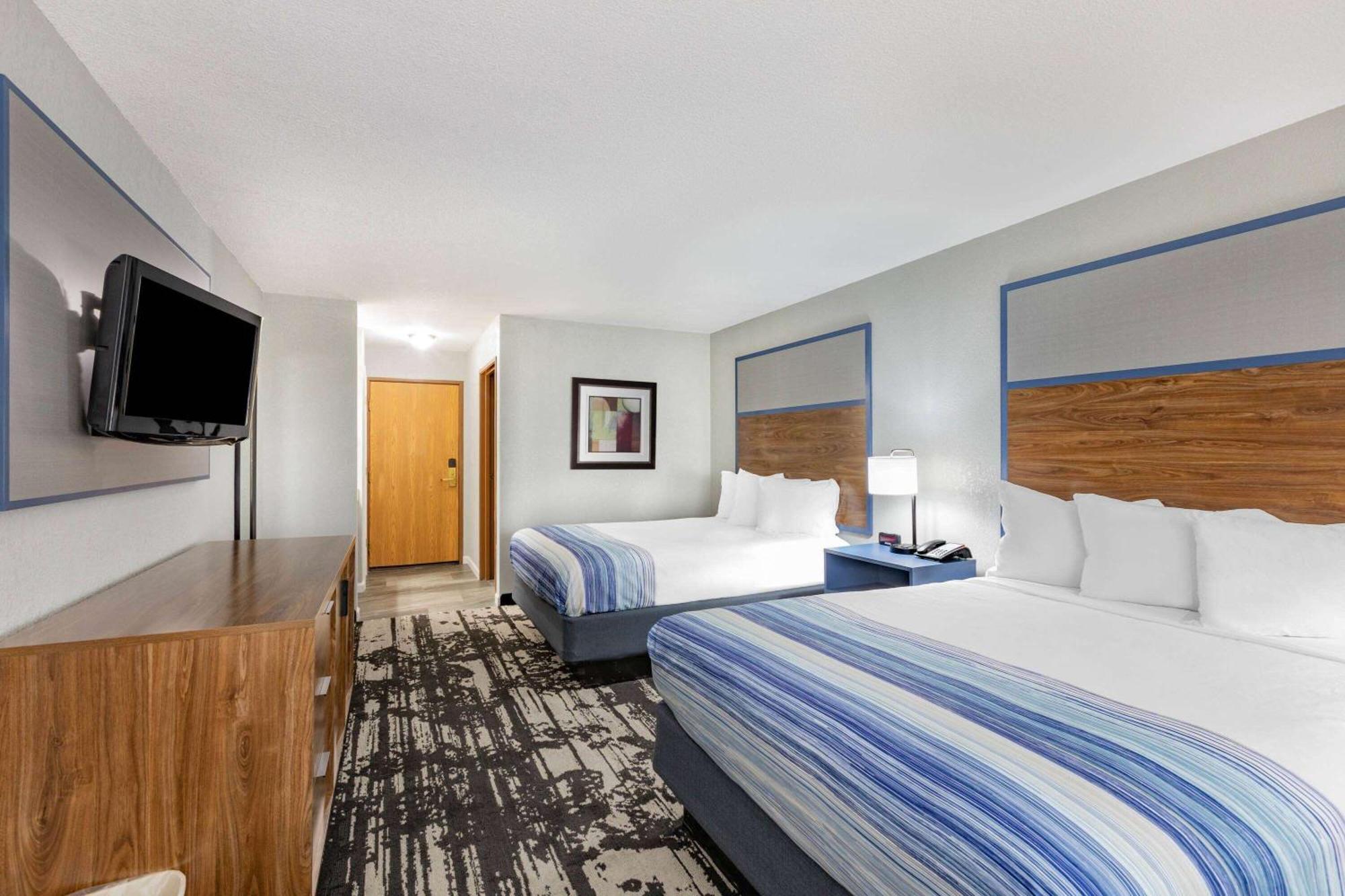 Americinn By Wyndham Pella Eksteriør billede